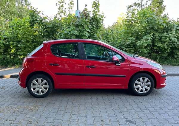 Peugeot 207 cena 10800 przebieg: 185300, rok produkcji 2007 z Gdańsk małe 106